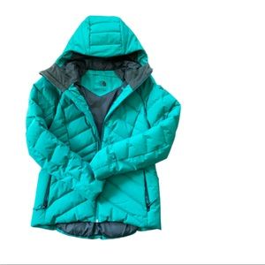 Kelly green Northface coat women’s medium snowboard jacket